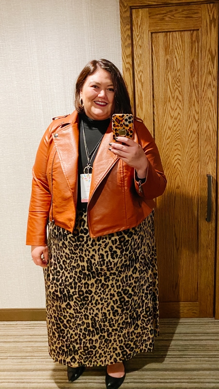 Cold Weather Leopard Print Outfit Idea